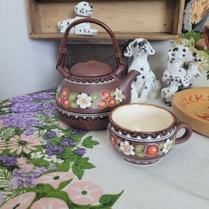 Floral And Cherry Brown Teapot and Cup Set Bamboo Handle